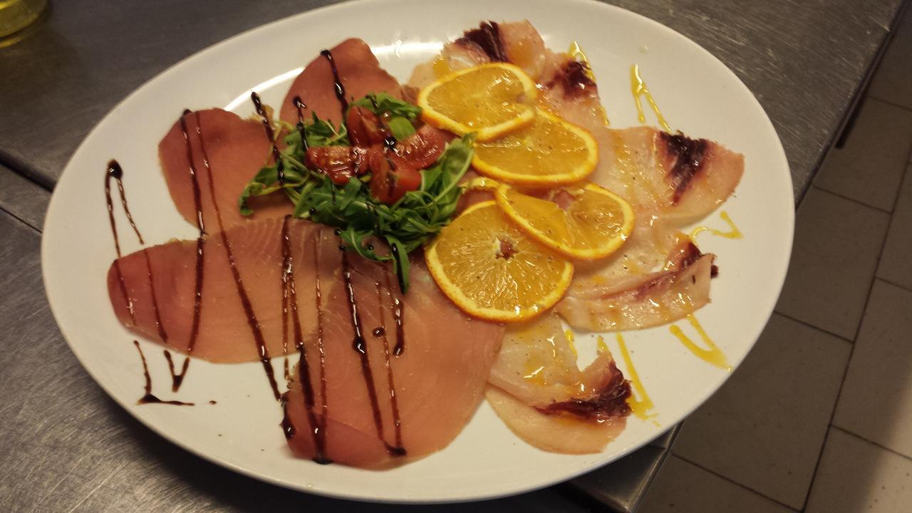 Locanda Del Sole Nero 圣特伦佐 外观 照片